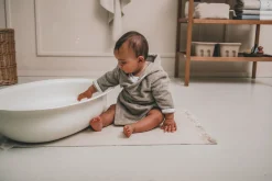 Baby Badjas Luz Clay