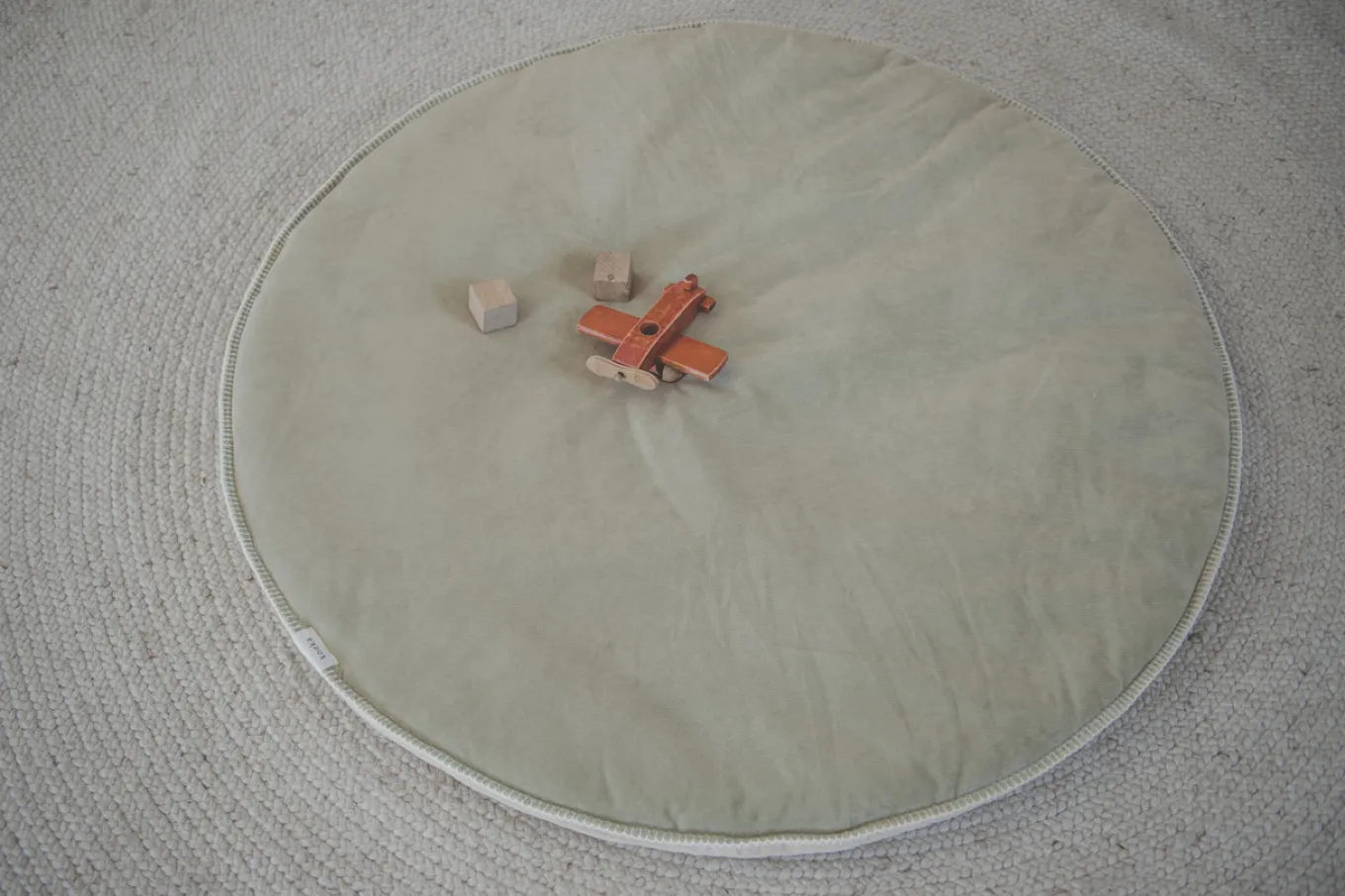 Boxkleed Rond Oddi Sage/Warm White