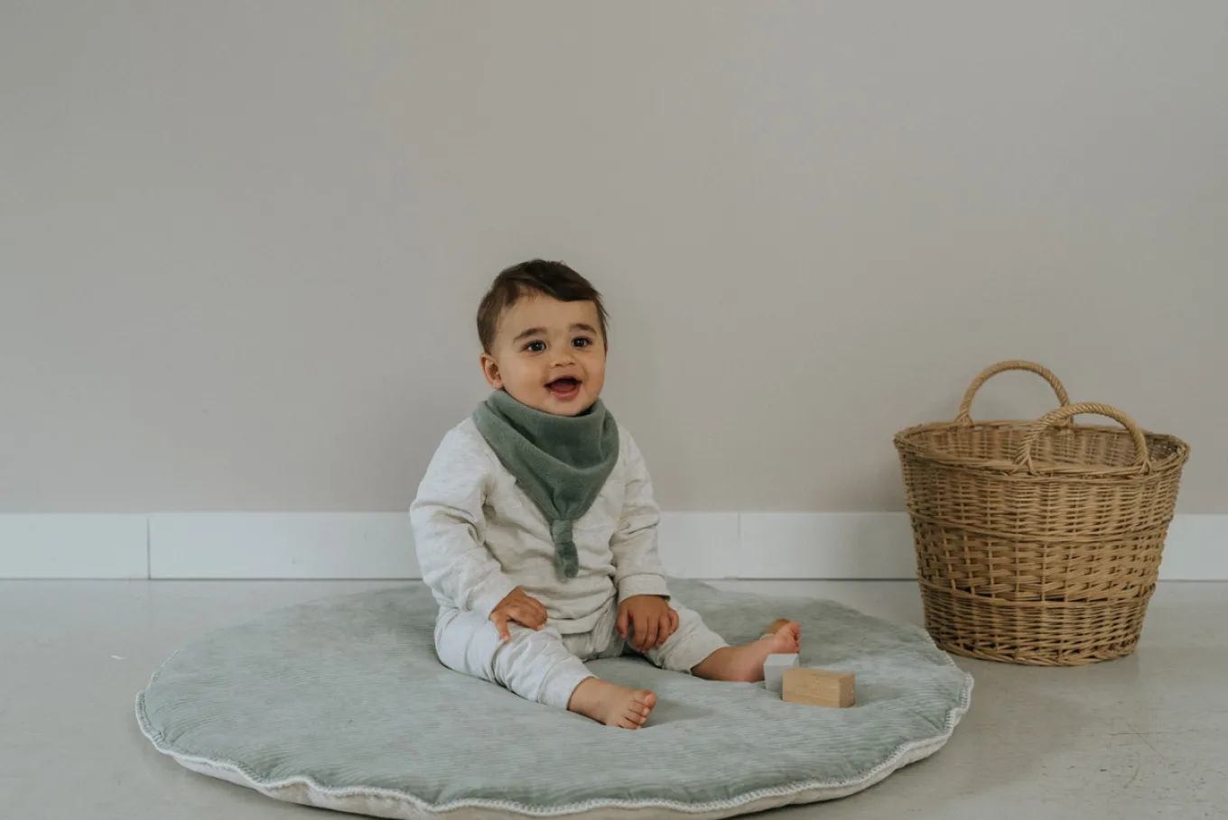 Boxkleed Rond Vik Shadow Green/Sand