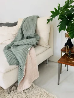 Eenpersoonsdeken Wafel/Teddy Oslo Shadow Green/Soft Sand