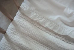 Wieglaken Ruffle Warm White